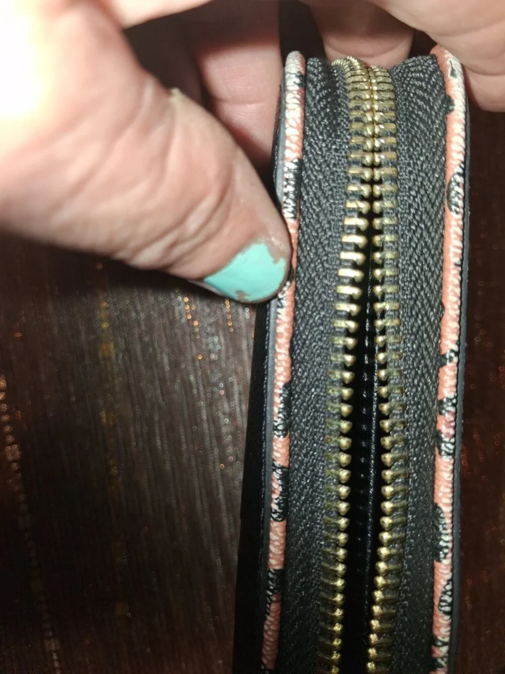 Unknown black wallet